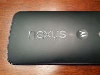 Nexus6再遇工藝問題 后蓋字母貼片掉漆