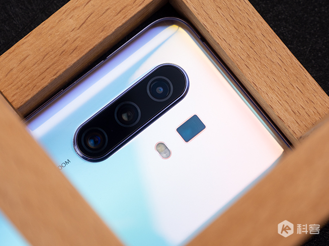 vivo X30 Pro上手玩：全焦段四攝放肆拍 超級月亮效果贊