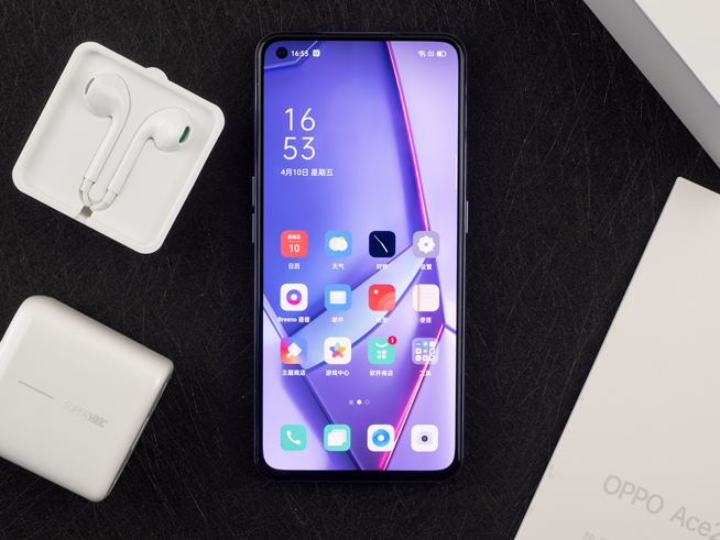 OPPO Ace2上手體驗(yàn)：輕薄吃雞0負(fù)擔(dān) 40W無線閃充媲美有線