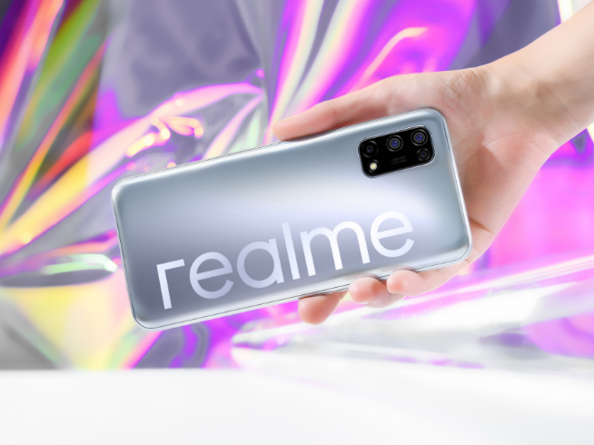 新機命名終于揭曉！大LOGO設計 realme V5全新系列亮相